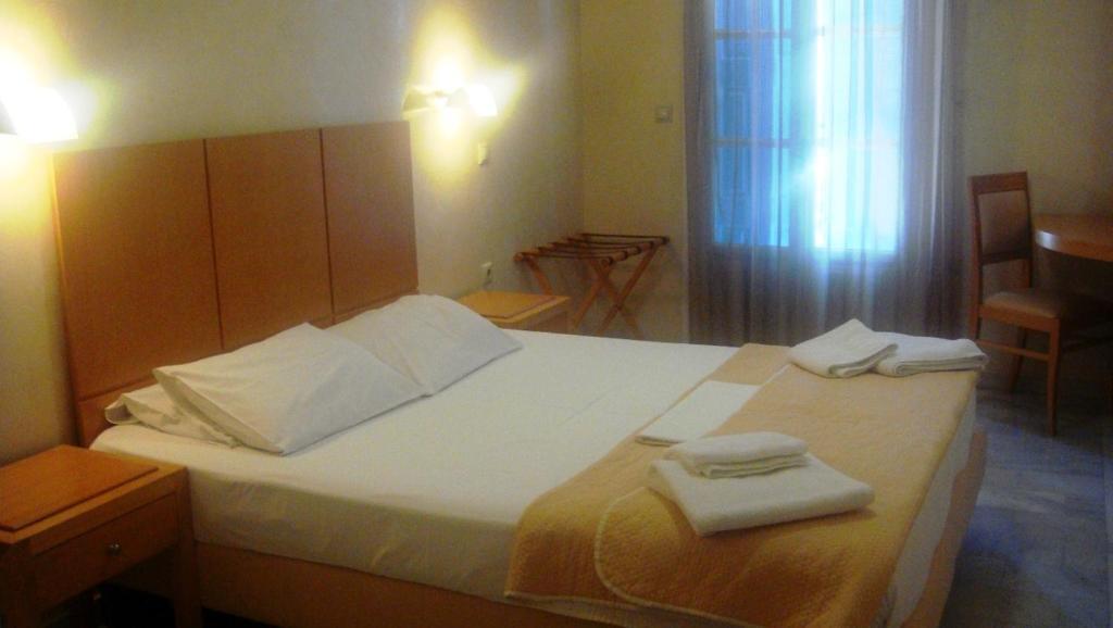 Hotel Argo Galaxídhion Стая снимка