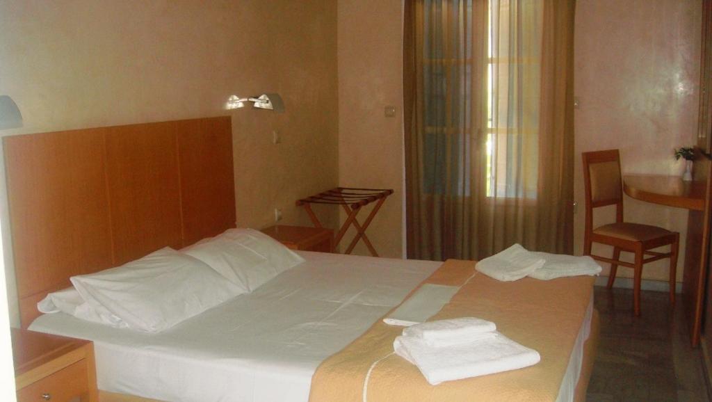 Hotel Argo Galaxídhion Стая снимка